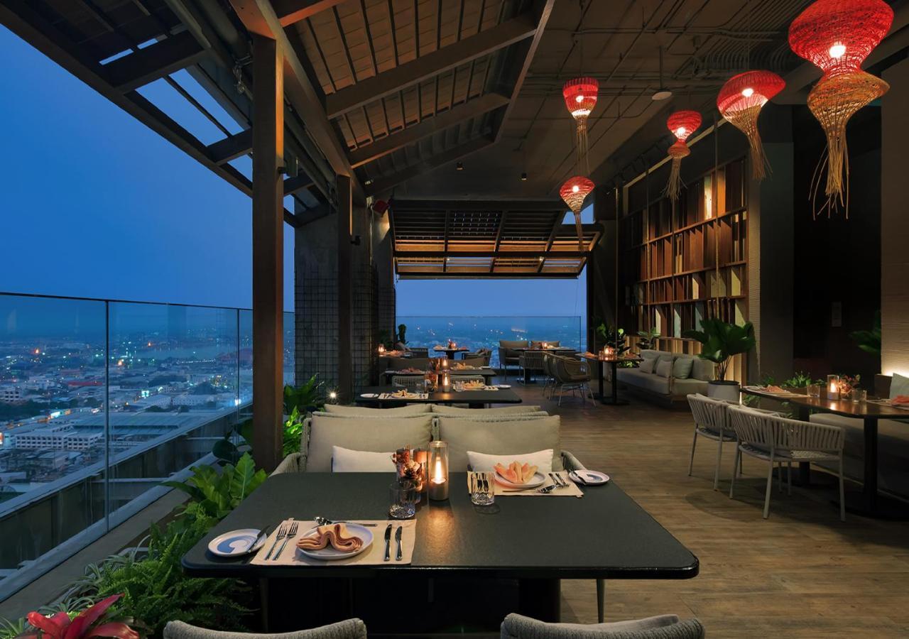 Ad Lib Hotel Khon Kaen Exterior photo